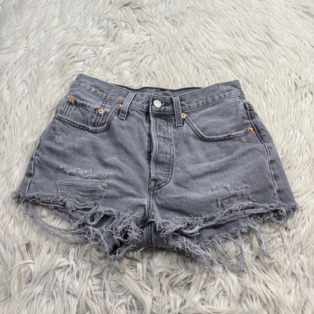 Levi's Women's 26 Gray Wash 501 Cut Off Denim Shorts Festival Classic Summer
